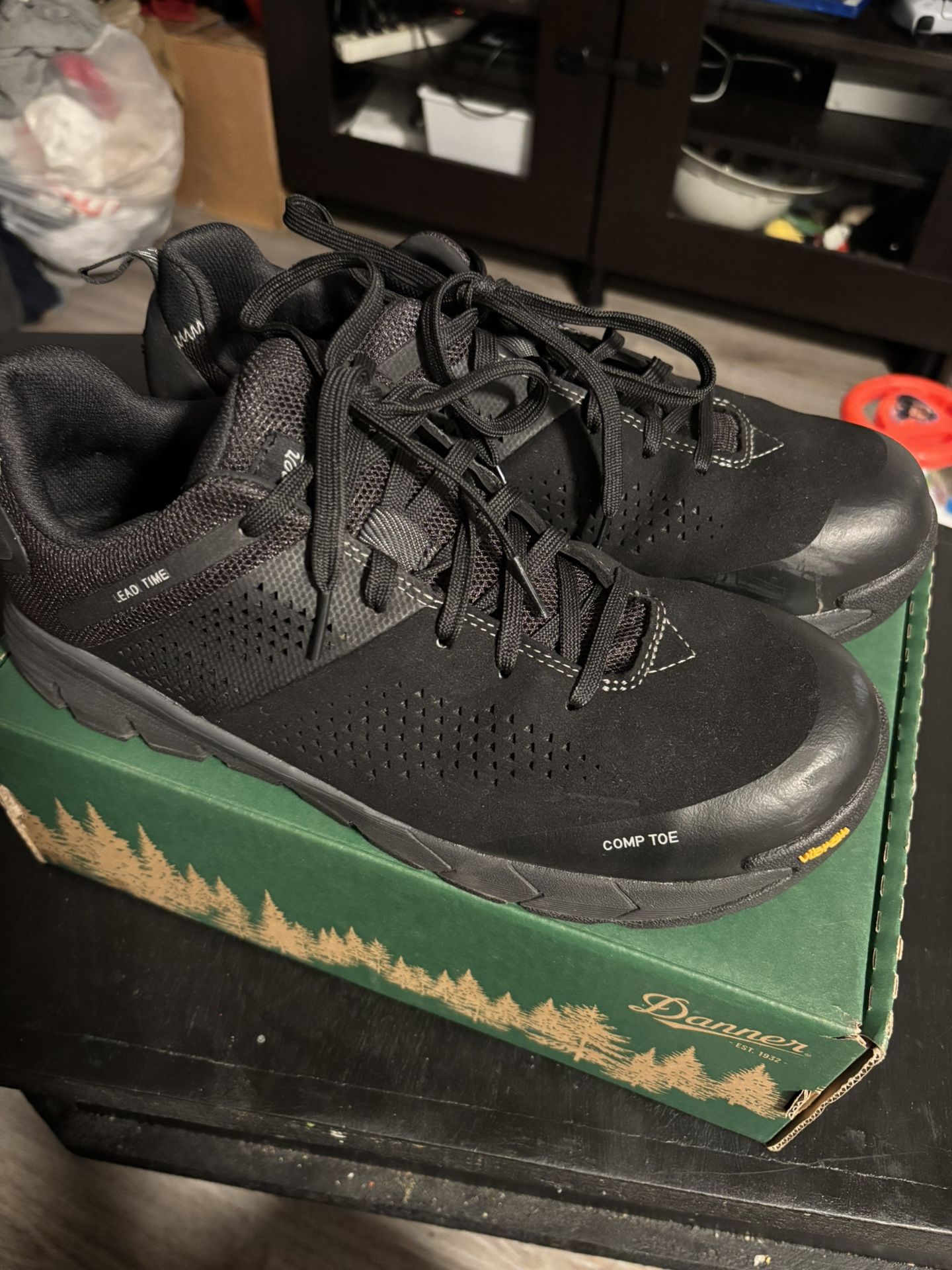 Men's Danner Composite Toe Work Shoe 12401