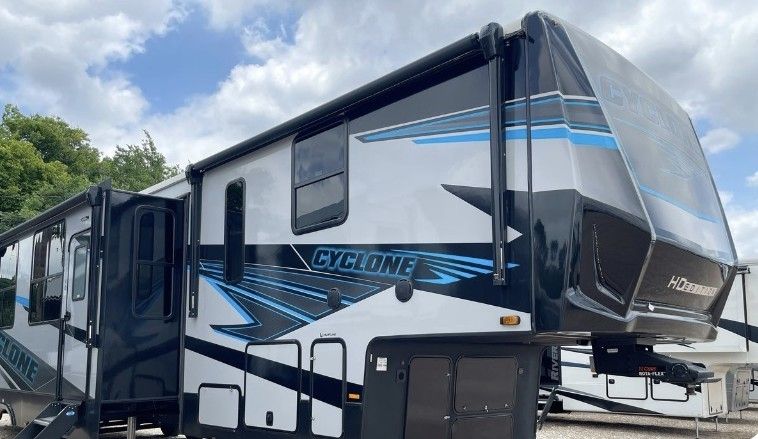 2025 Heartland Cyclone 4014C