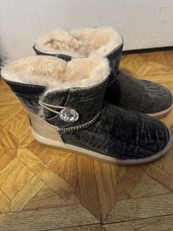 UGG Boots Size 8