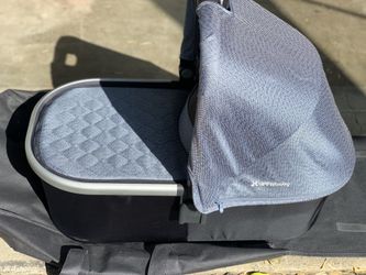 UppaBaby Vista Bassinet