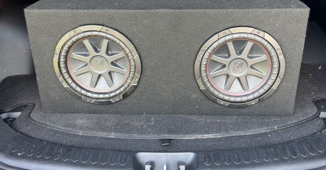 Dual Kicker CompVR 10in Subwoofers In Heavy Duty Sealed Box
