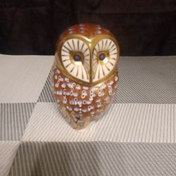Royal English Derby Owl Paperweight with Gold Stopper 