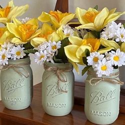 Chalk painted sage mason jars gift wedding - yellow DAFFODILS white DAISIES