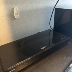 Panasonic DP-UB820 4k UHD blu ray Player 