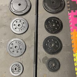 Weight Plates. / Bar.     80 Dollars 