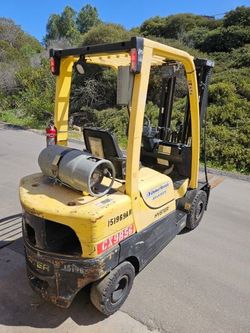 Forklift Warehouse 5000 W Scale