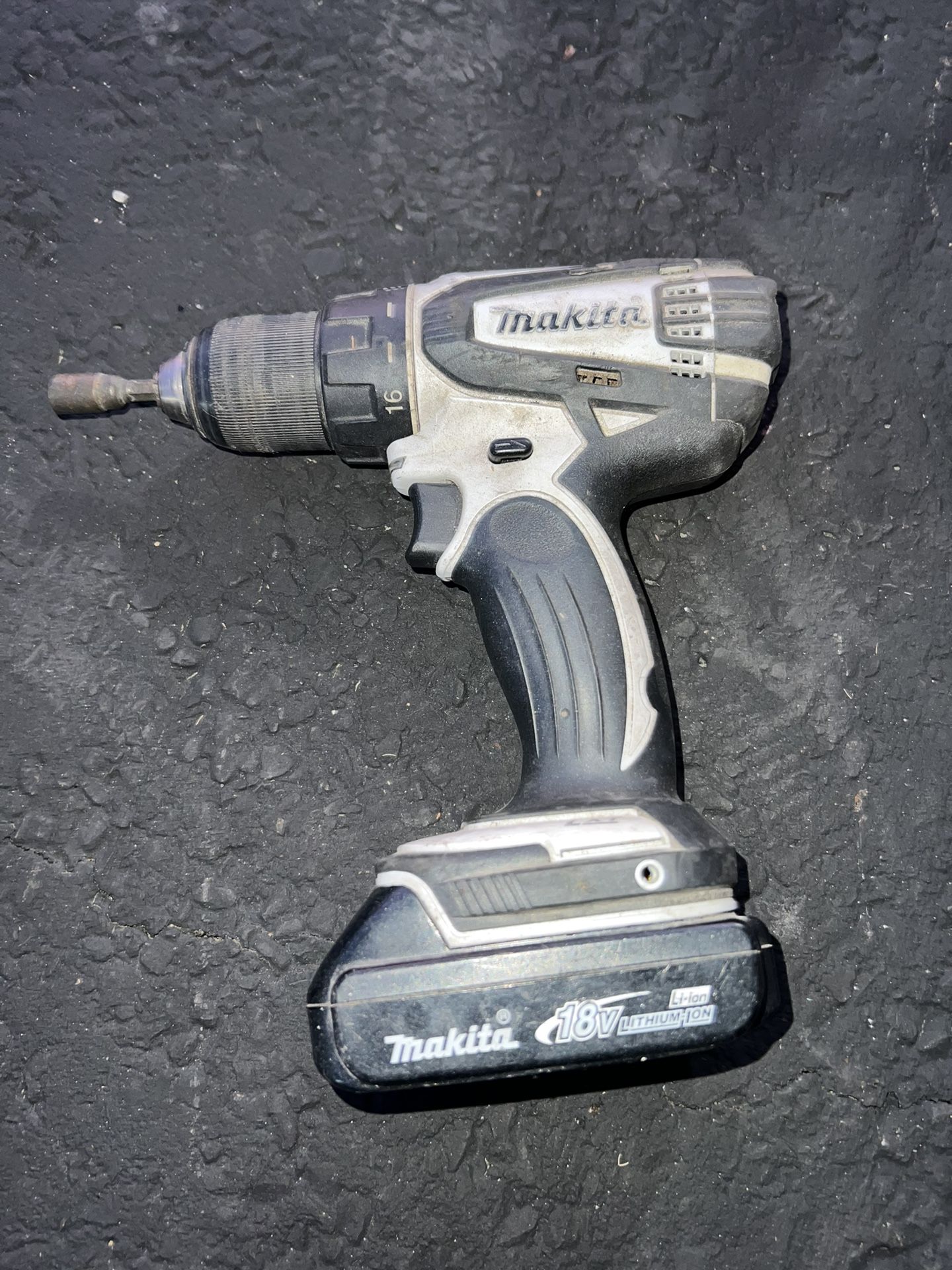Makita 18v Drill
