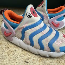Nike Dynamo Kids Shoes Size 2 Youth, Not Travis Scott, Jordan, Union, Supreme, Dior