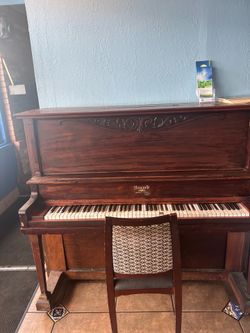Piano throw offers