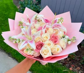 Beautiful Floral Arrangements For Birthday Wedding Anniversary 