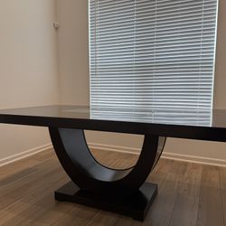 Dinning Table