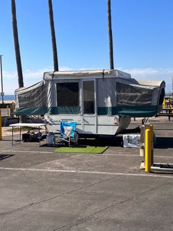 Pop up camper