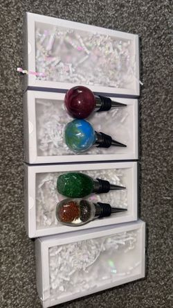 Decorative Wine Bottle Stoppers Gift Boxes