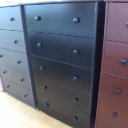 DOUBLE KNOBS DRESSER 