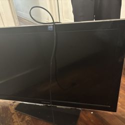 40” Samsung $100