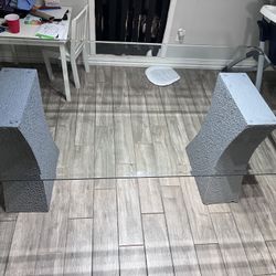 6ft Long Glass Dining Room Table .