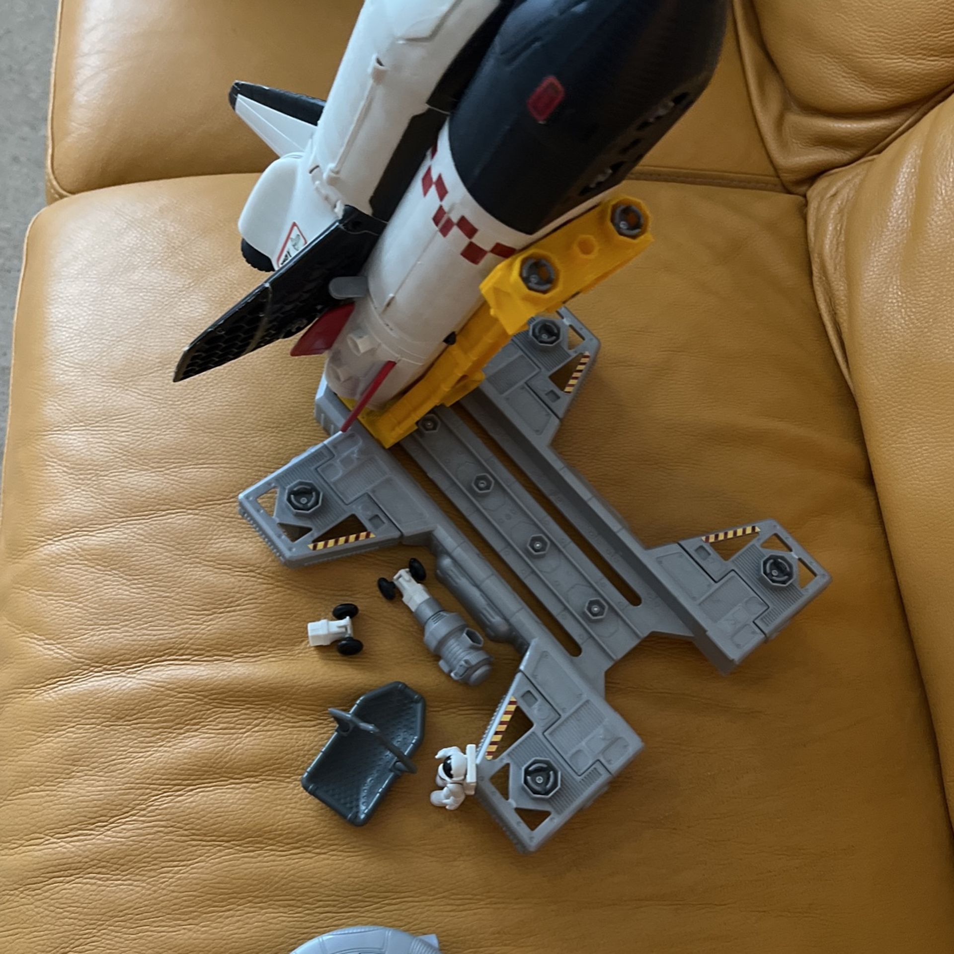 Vintage MBX Matchbox Mega Rig Shuttle Mission Play Set Space for Sale ...