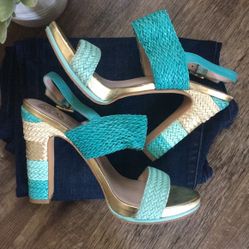 VINCE CAMUTE SHOES SIZE 6USA 💙