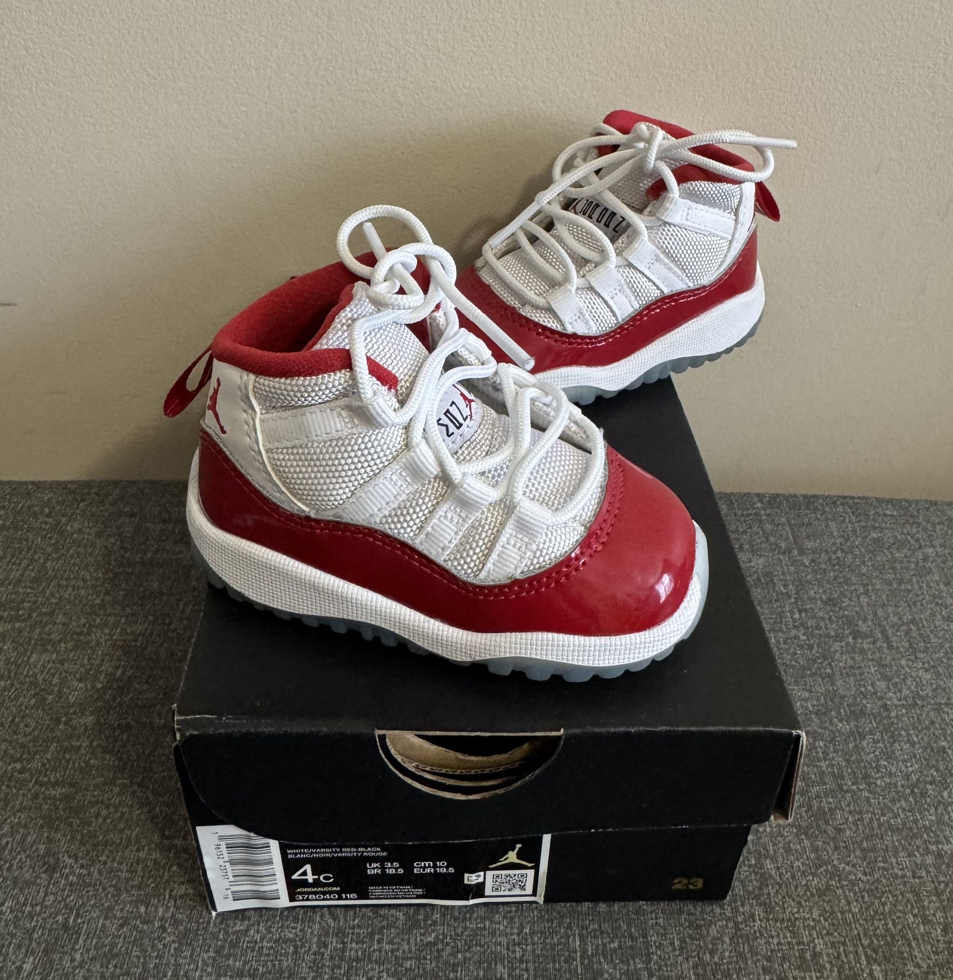 Jordan 11 Retro - White & Varsity Red - Size 4c