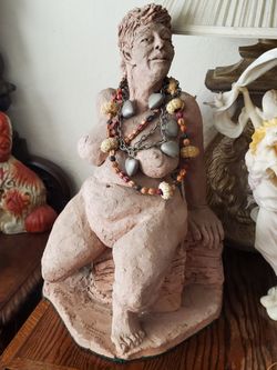 Vintage Norton Kinder I Am Lovely Terracotta Sculpture