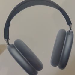 Open Box-Perfect Condition AirPods Pro Max Blue 