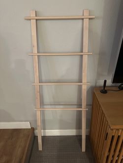 Natural Wood Blanket Ladder Towel Rack- RURAL & GUADALUPE
