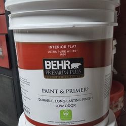 Behr Ultra Pure White Interior Flat Paint 