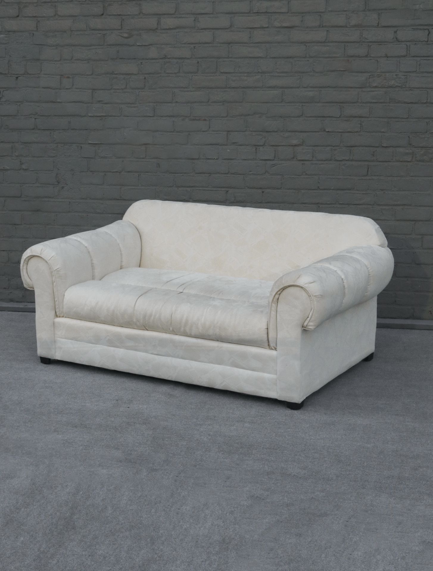 IG @360lifestylee / Vintage off White Sofa Loveseat (READ DESCRIPTION BELOW)