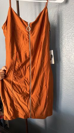 Vestidos de mujer tallas,Small,Medium y Lage Todos son muy buen estado, una sola apuesta otros nuevos