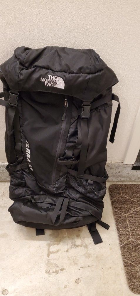The North Face Pro-style Hiking/Trip Backpack