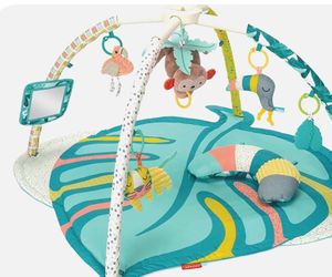 Infantino 4-in-1 Deluxe Twist & Fold Activity Gym & Play Mat