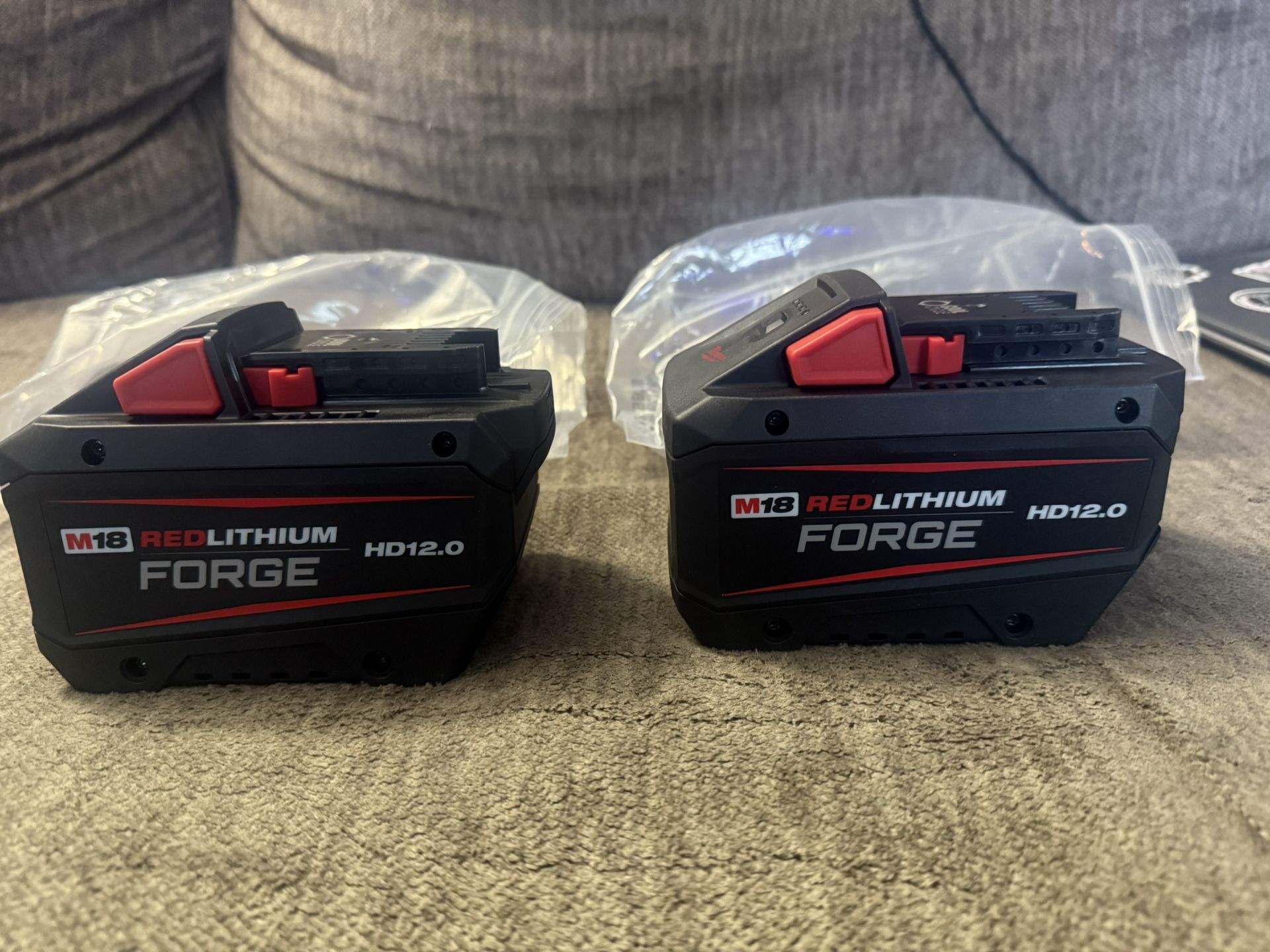 New 12 V forage 2 Pc