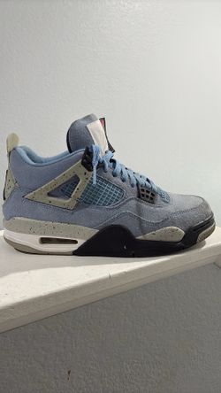 Jordan 4 University Blues