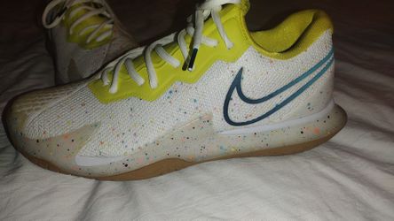Nike "BRAND NEW"
