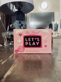Too Faced Let's Play Mini Eyeshadow Palette