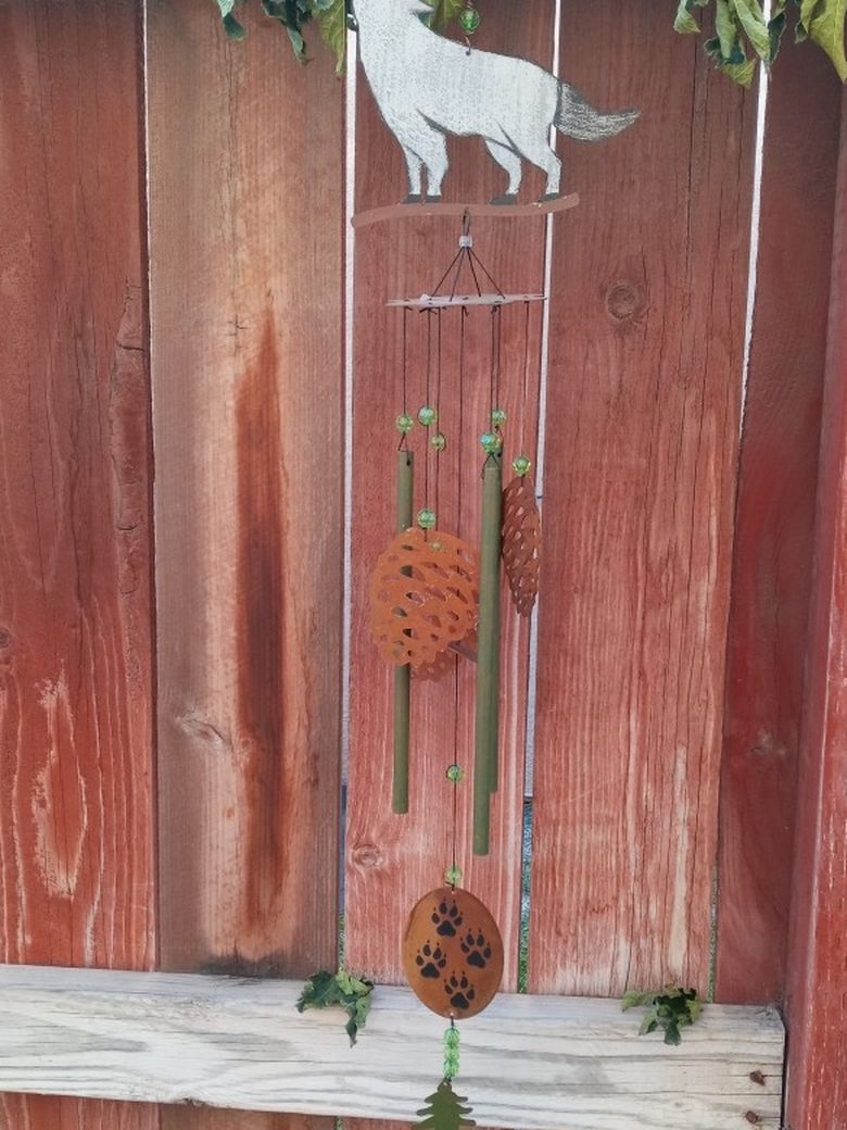 Wolf wind Chime