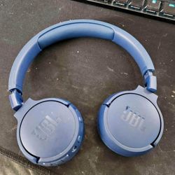 JBL Tune 520BT Wireless Bluetooth On-Ear Headphones Blue New Sealed