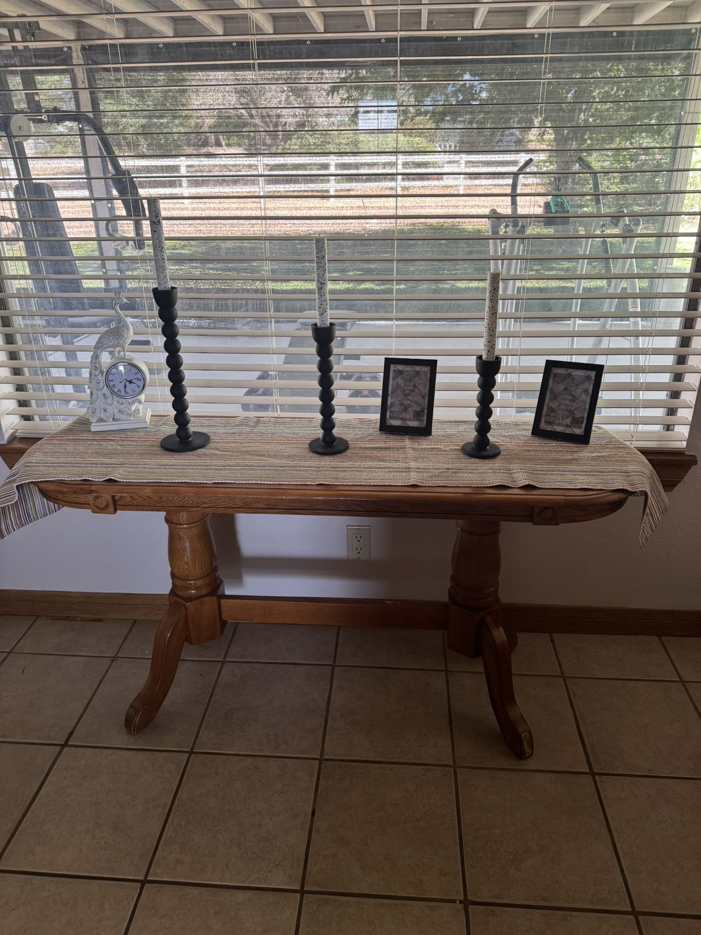 Decor Table