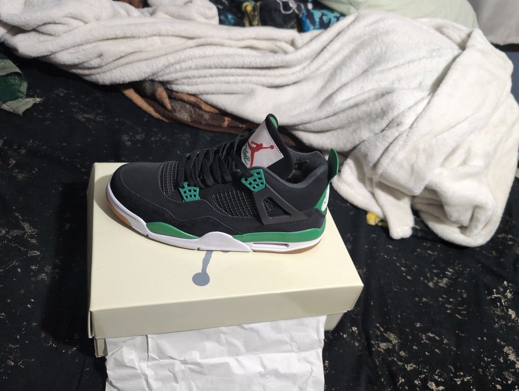 Jordan 4