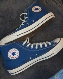 !!! Chuck Taylor All-Star Converse size 11 and 1/2!!!
