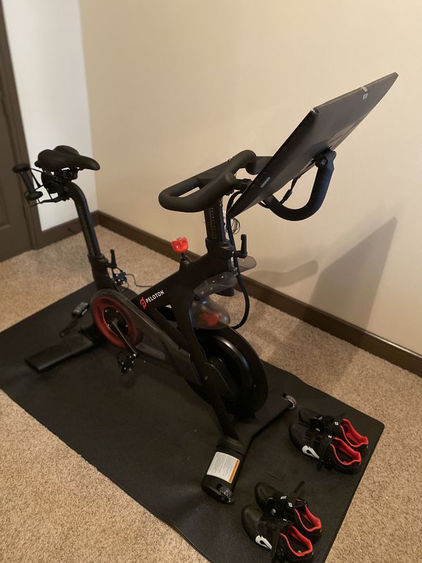 Peloton Gen 3 (Rarely used) for Sale in Houston, TX OfferUp