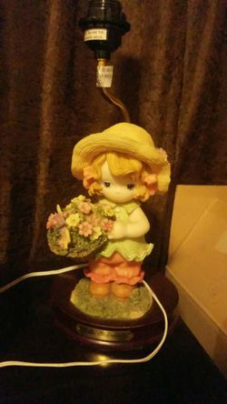 Precious moments lamp