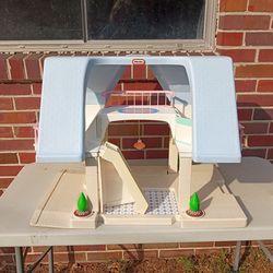 Vintage Little Tikes Doll House
