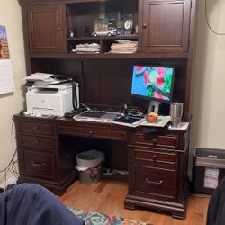 Executive Desk With Hutch