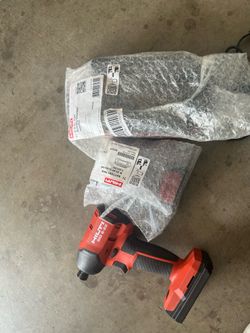 Hilti impact battery and charger