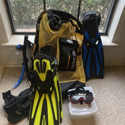 Scuba Gear- Fins, Snorkels, Boots, Mesh Backpack