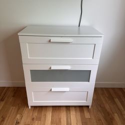 Free Ikea Dresser - Good Condition 