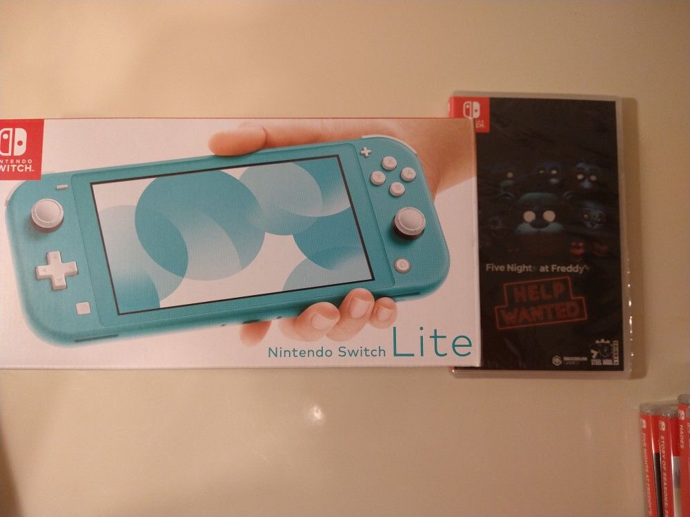 Brand New Nintendo Switch Bundle With FNAF Help Wanted