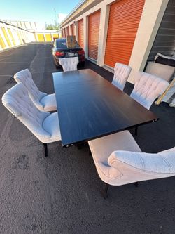 Restoration Hardware Dining Room Table (chairs For Addtl Money) 