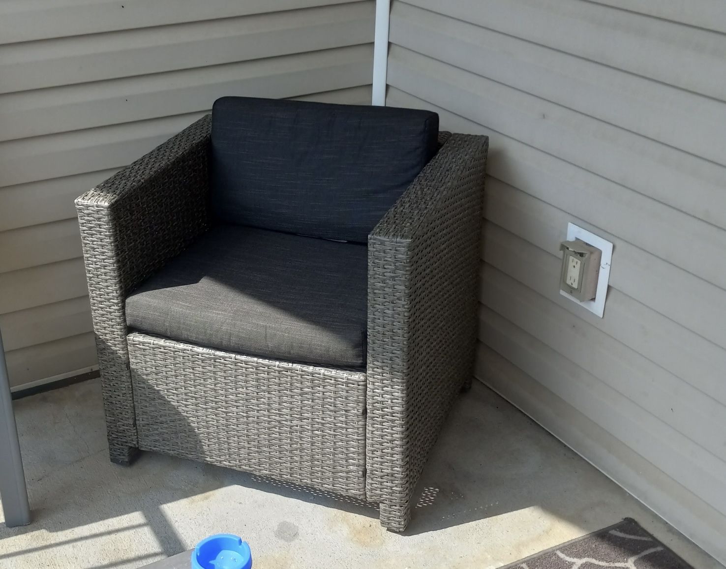 Plastic Wicker Chairs